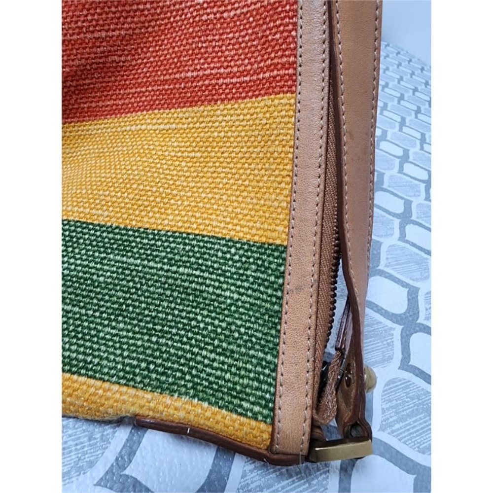 Authentic GUCCI Interlocking Canvas Shoulder Bag … - image 10